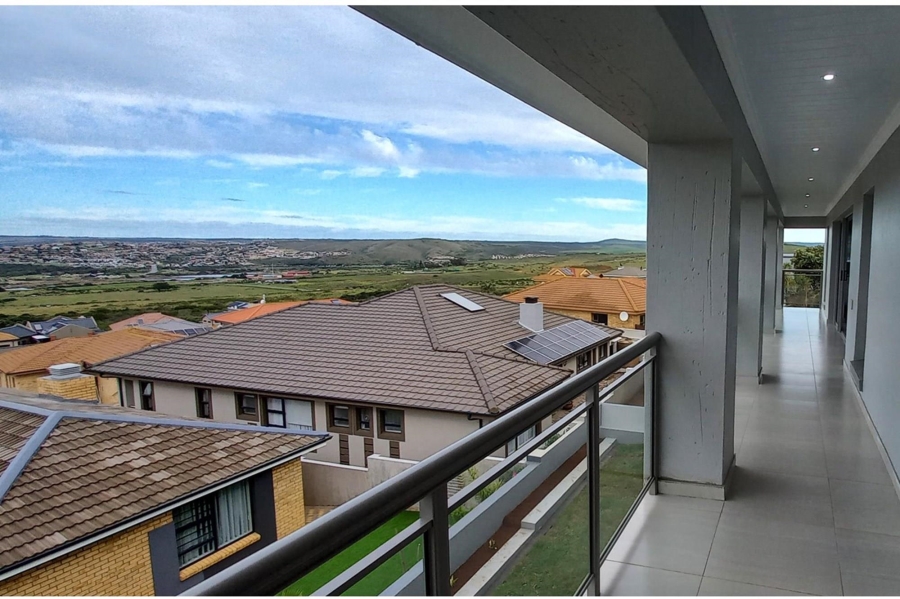 4 Bedroom Property for Sale in Monte Christo Western Cape